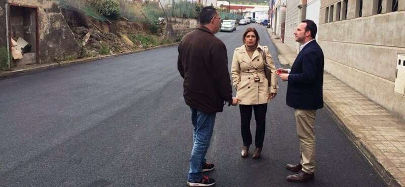 Imagen de archivo de obras de asfaltado en Telde/TA.